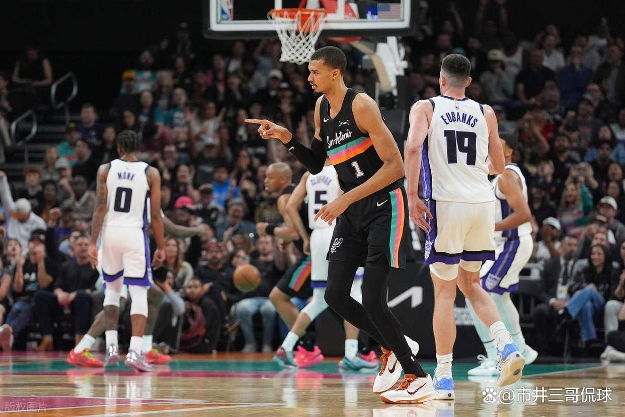 包含CBA常规赛关键时刻再迎强敌，圣安东尼奥马刺造点机会，主帅态度：悬念犹存，纪律约束更严格的词条